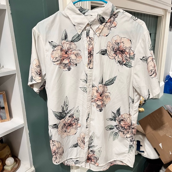 Abercrombie & Fitch Other - Abercrombie & Fitch Cream Floral Men's Shirt